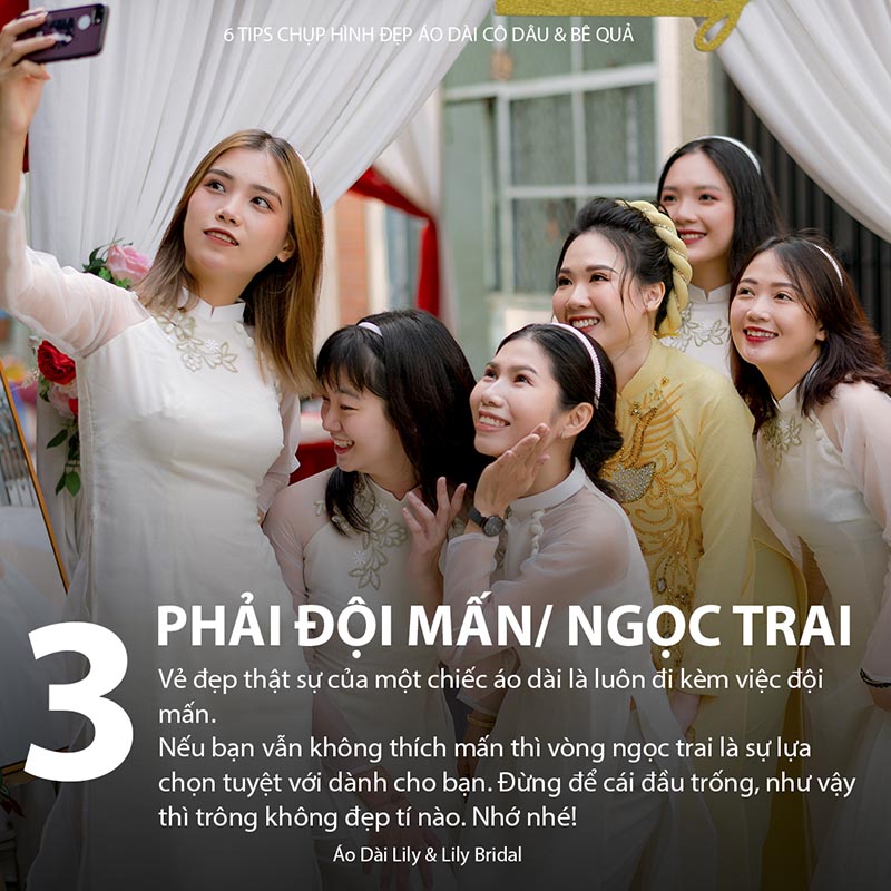 Các bạn bưng quả nên đội mấn hoặc ngọc trai để lên hình cho đẹp và tóc tai sẽ gọn gàng hơn
